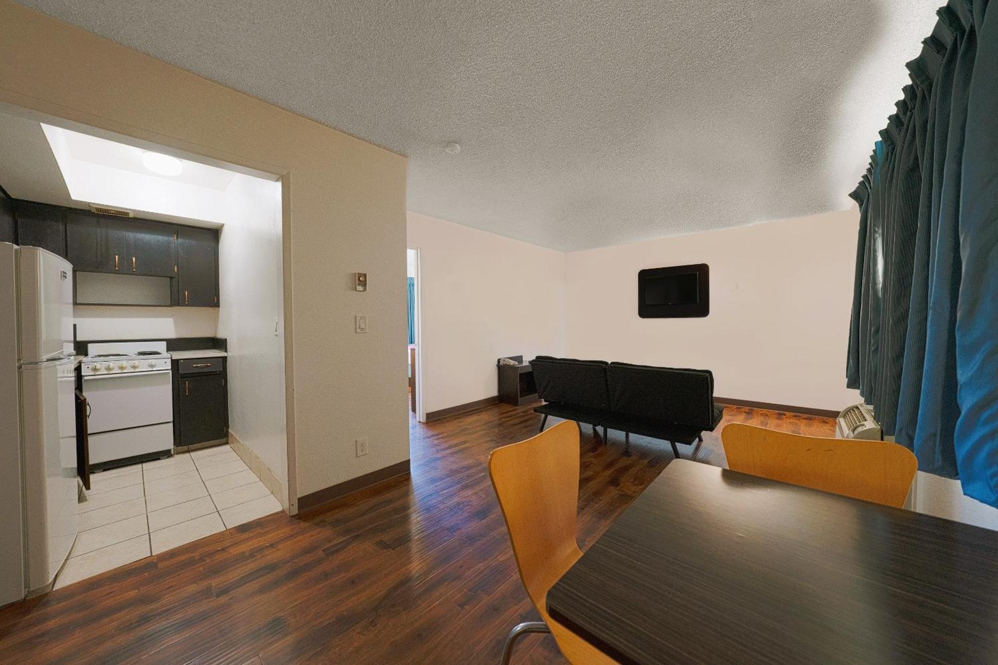 סנט הלנס Oyo Hotel St Helens Or מראה חיצוני תמונה