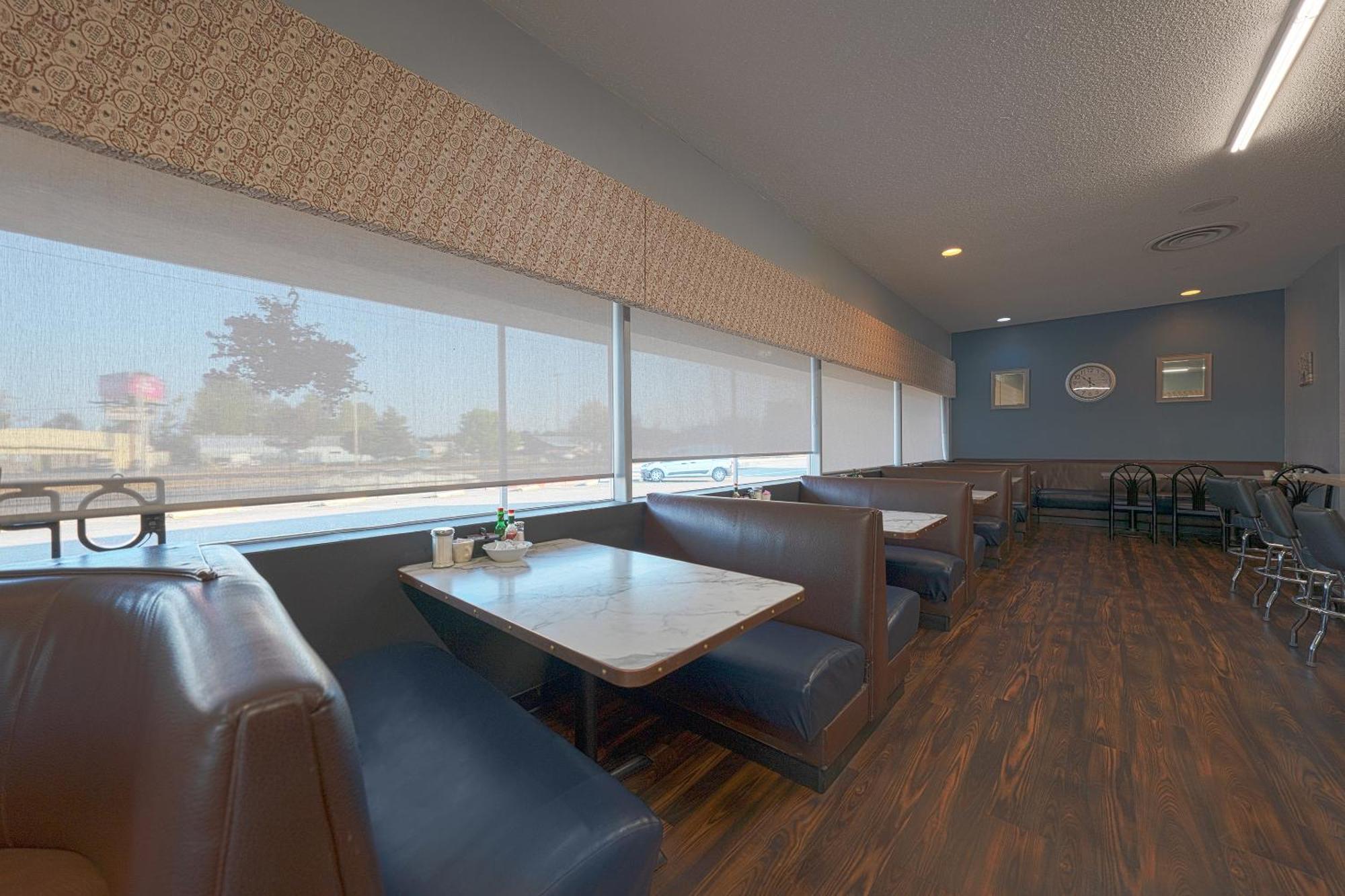 סנט הלנס Oyo Hotel St Helens Or מראה חיצוני תמונה